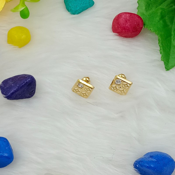 Gold Daily Wear Earring by Ranka Jewellers