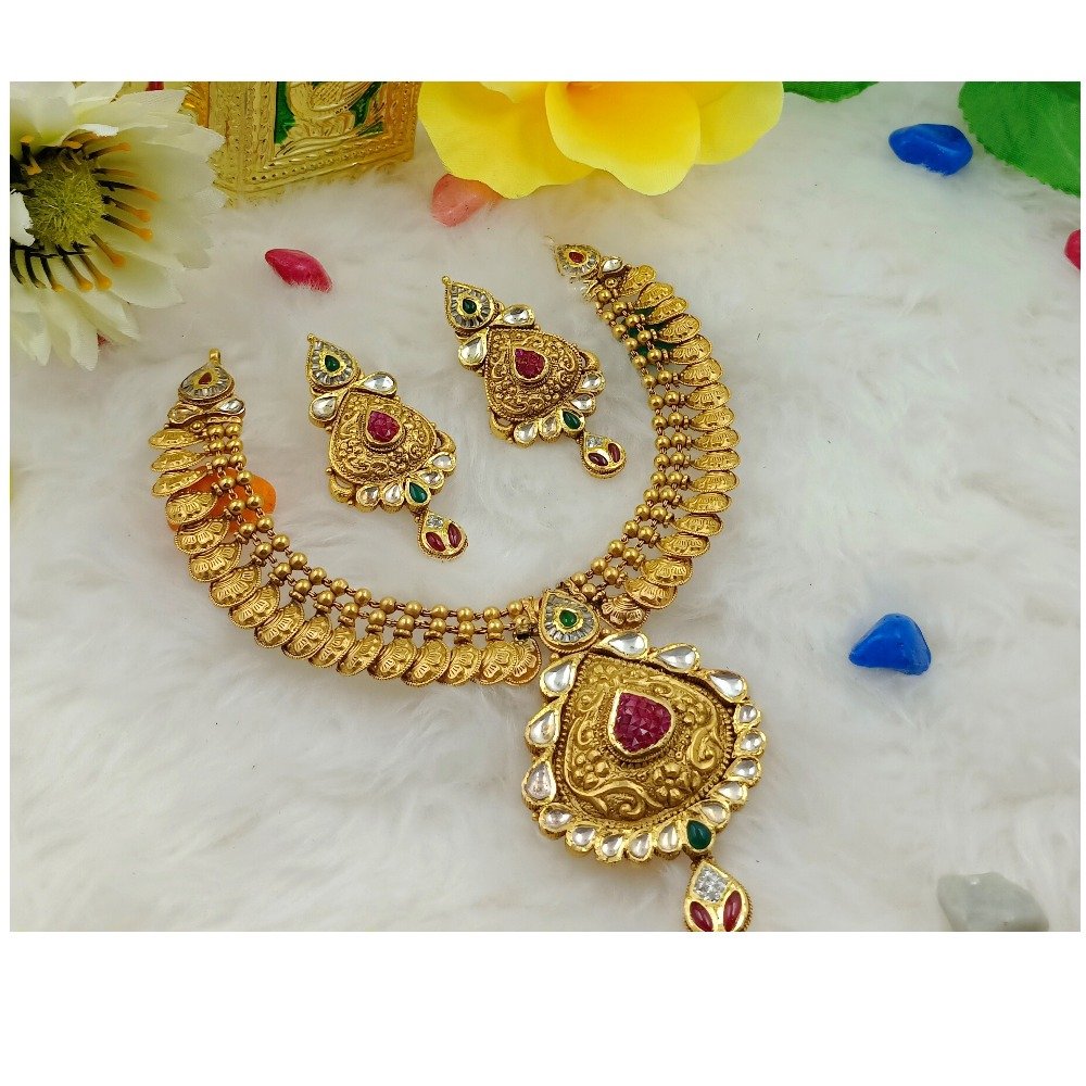 916 Gold Antique Kundan Necklace Set For Wedding